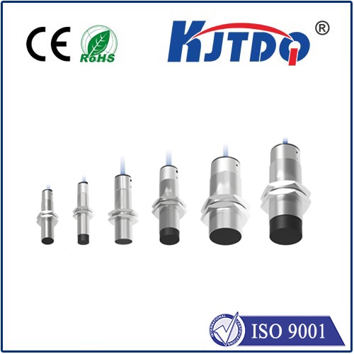 Analog proximity sensor